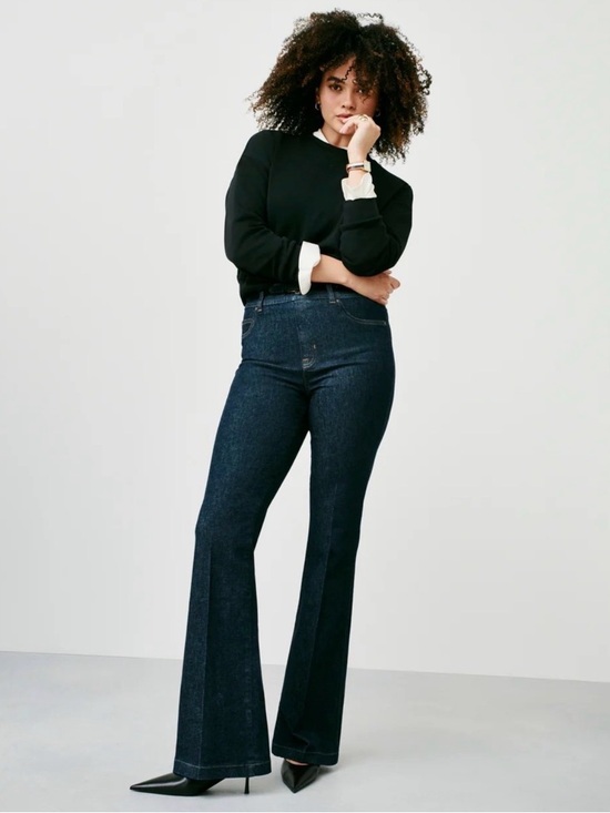 SPANX Denim - SpanxShape original everywear Dark Blue Flare Jeans - size MP